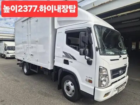 2.5톤 내장탑 2017년식 사진 1