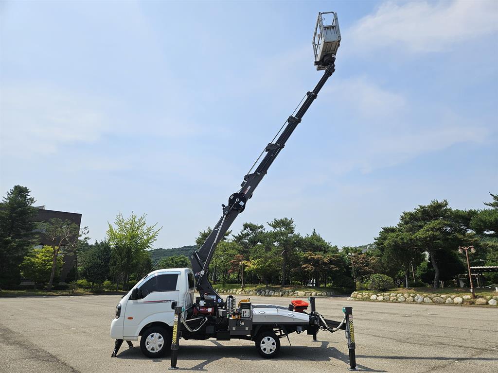 기아 봉고3 1톤 고소작업차 2021년식 고소작업차 붐 전개