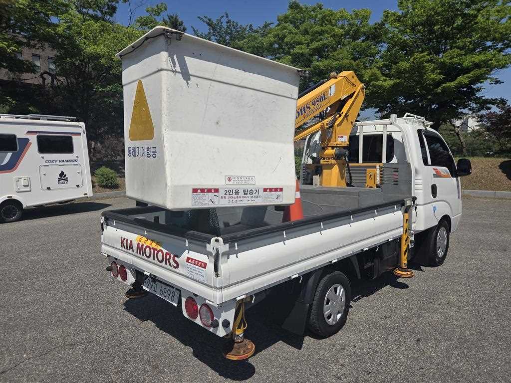 기아 봉고3 1톤 바가지차 2019년식 바가지 작업대 후측면