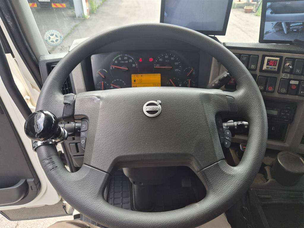 볼보 6.5톤 윙바디 2019년식 사진 16