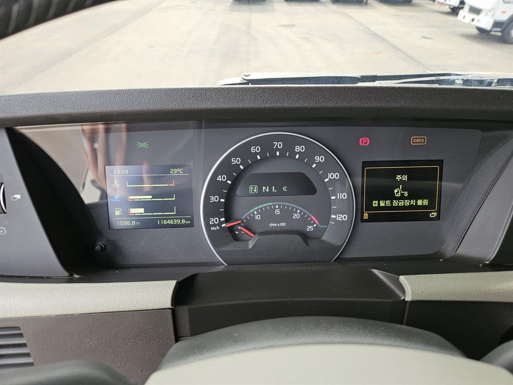 볼보 FH500 13톤 냉동탑 2019년식 계기판 주행거리