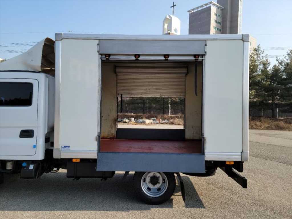 현대 마이티 2.5톤 내장탑 2019년식 내장탑 옆문 개방
