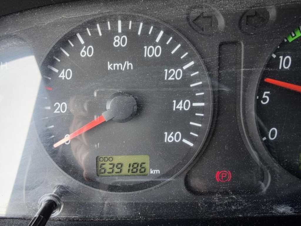 현대 마이티 3.5톤 윙바디 2014년식 계기판 639,186km