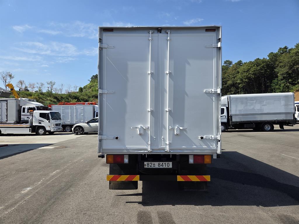 현대 마이티 3.5톤 내장탑 2015년식 내장탑 뒷문
