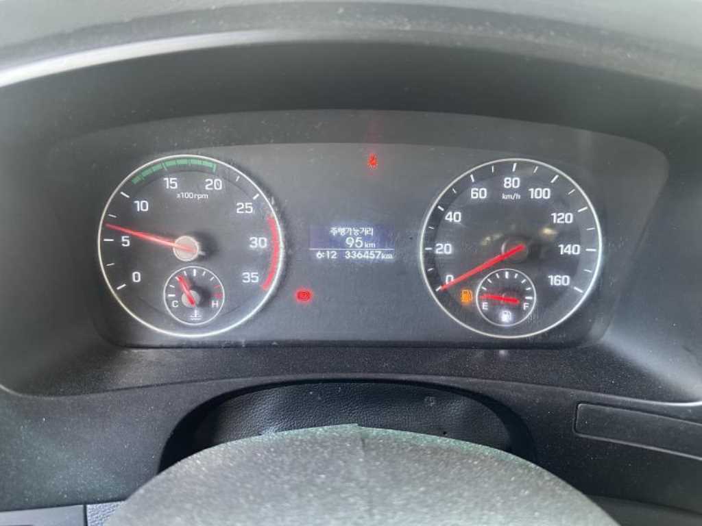 현대 마이티 3.5톤 카고 2019년식 계기판 주행거리 336,457km