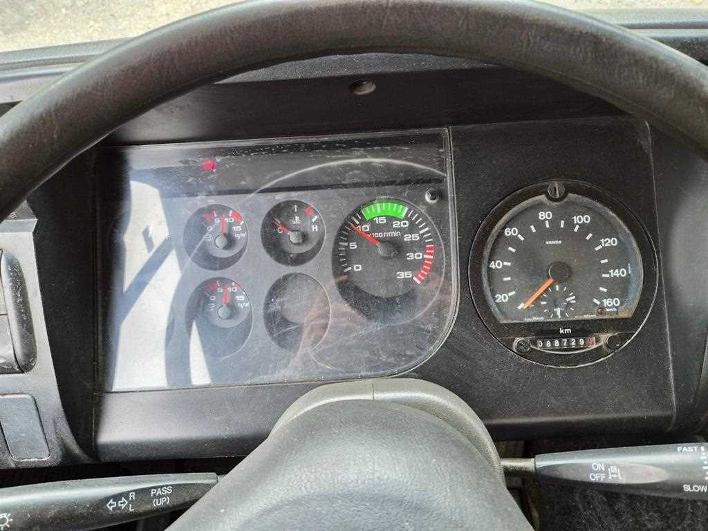 현대 메가트럭 5톤 덤프 2005년식 계기판 88,729km
