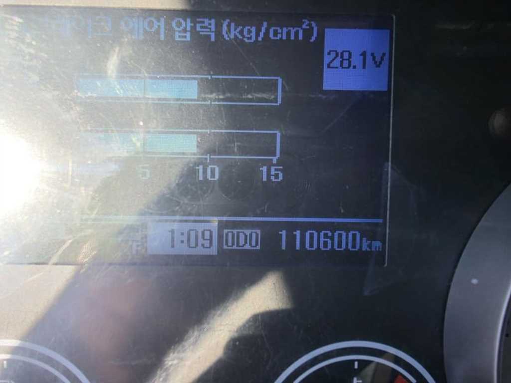 현대 메가트럭 5톤 냉동탑 2018년식 계기판 주행거리 110,600km