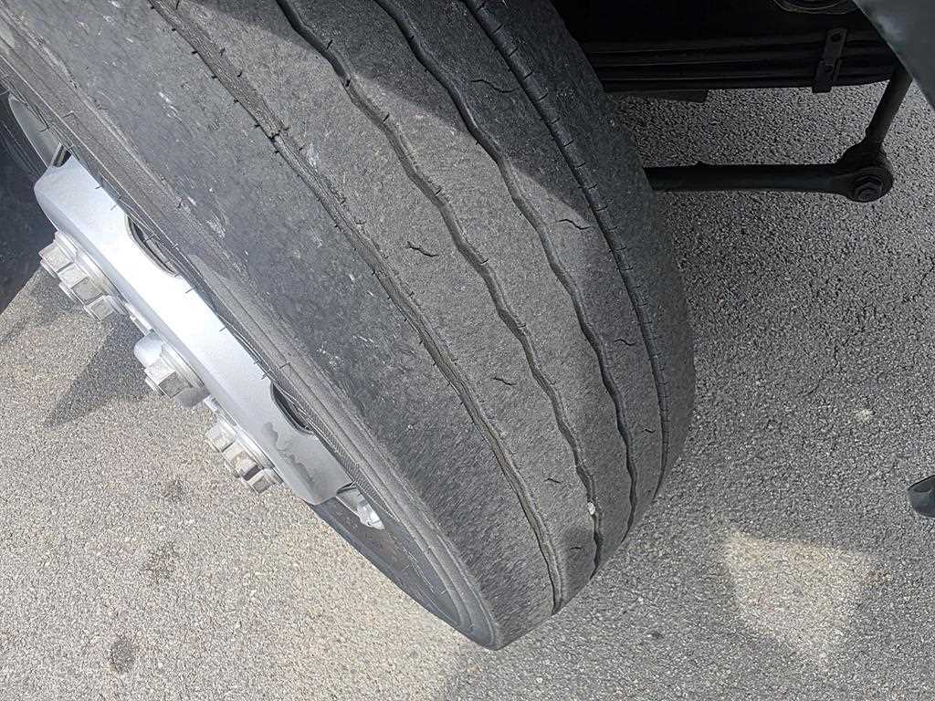현대 메가트럭 5톤 윙바디 2014년식 사진 16