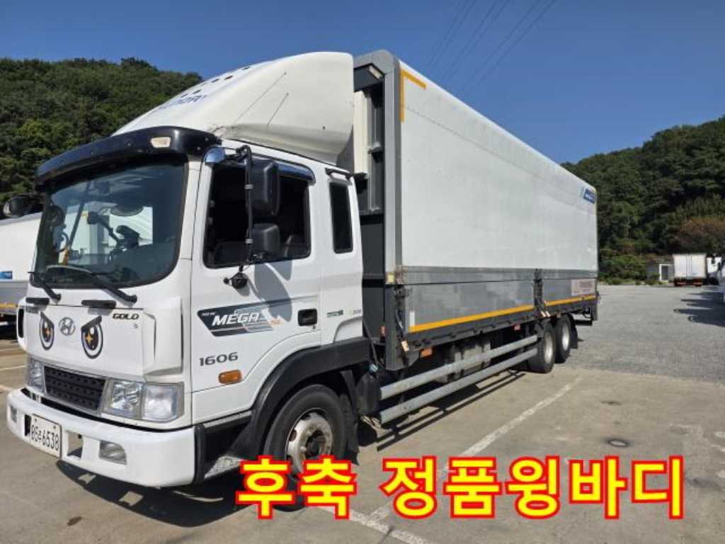 현대 메가트럭 5톤 윙바디 2018년식 사진 3