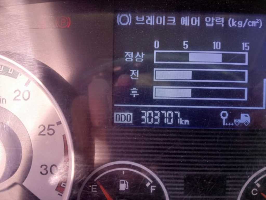 현대 메가트럭 5톤 집게차 2014년식 계기판 주행거리