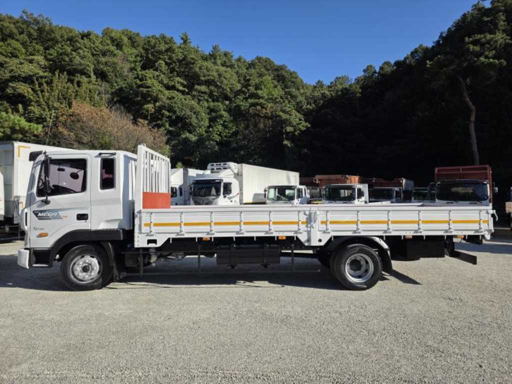 현대 메가트럭 5톤 카고 2015년식 사진 7