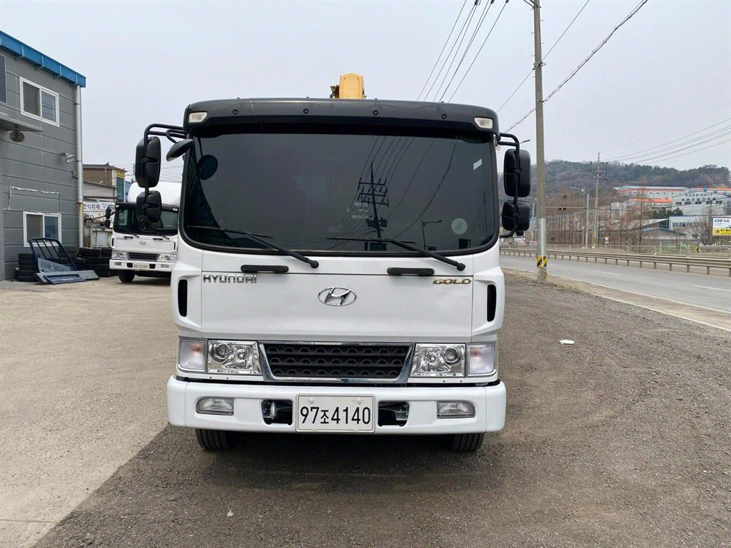 현대 메가트럭 5톤 카고크레인 2018년식 사진 2