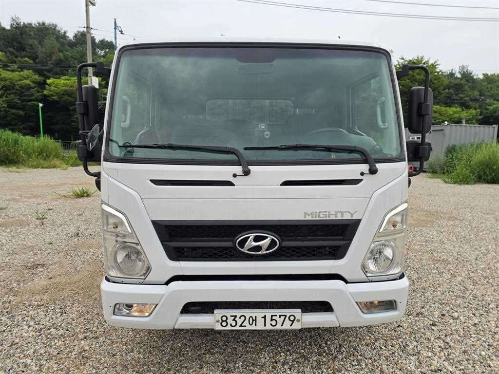 현대 올뉴마이티 2.5톤 카고 2018년식 캡 정면