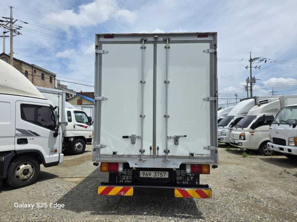 현대 올뉴마이티 3.5톤 내장탑 2020년식 내장탑 뒷문
