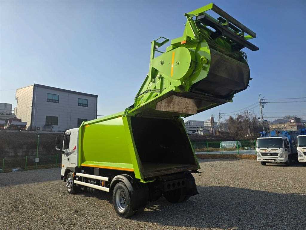 현대 파비스 5톤 압착진개차 2024년식 사진 13