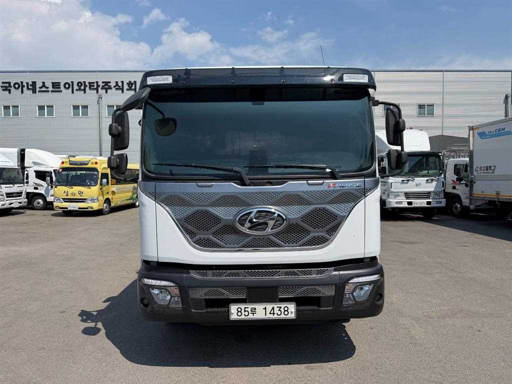 현대 파비스 5톤 카고 2025년식 정면 그릴