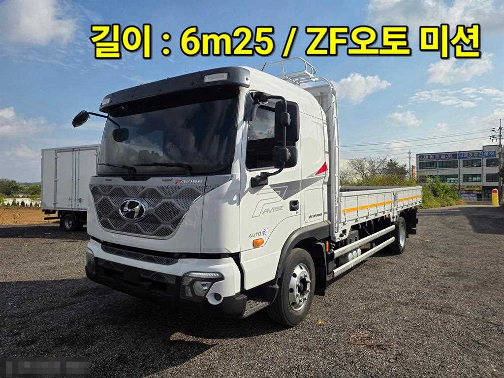 현대 파비스 5.5톤 카고 2024년식 사진 1