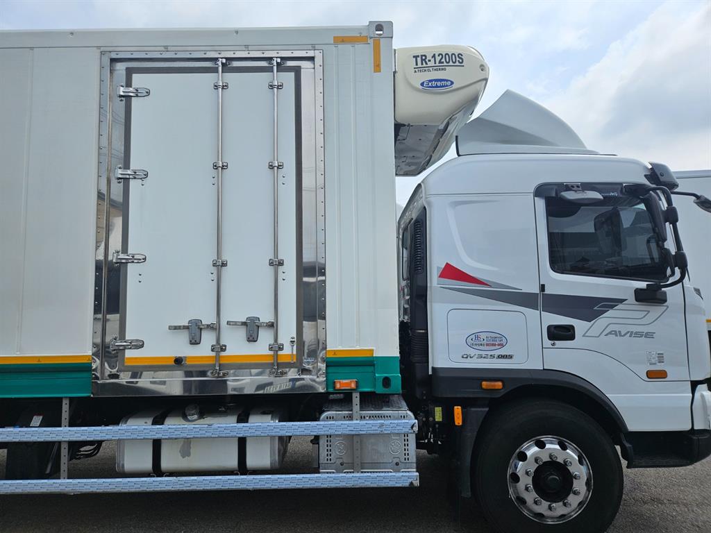 현대 파비스 9.5톤 냉동탑 2024년식 TR-1200S 냉동기