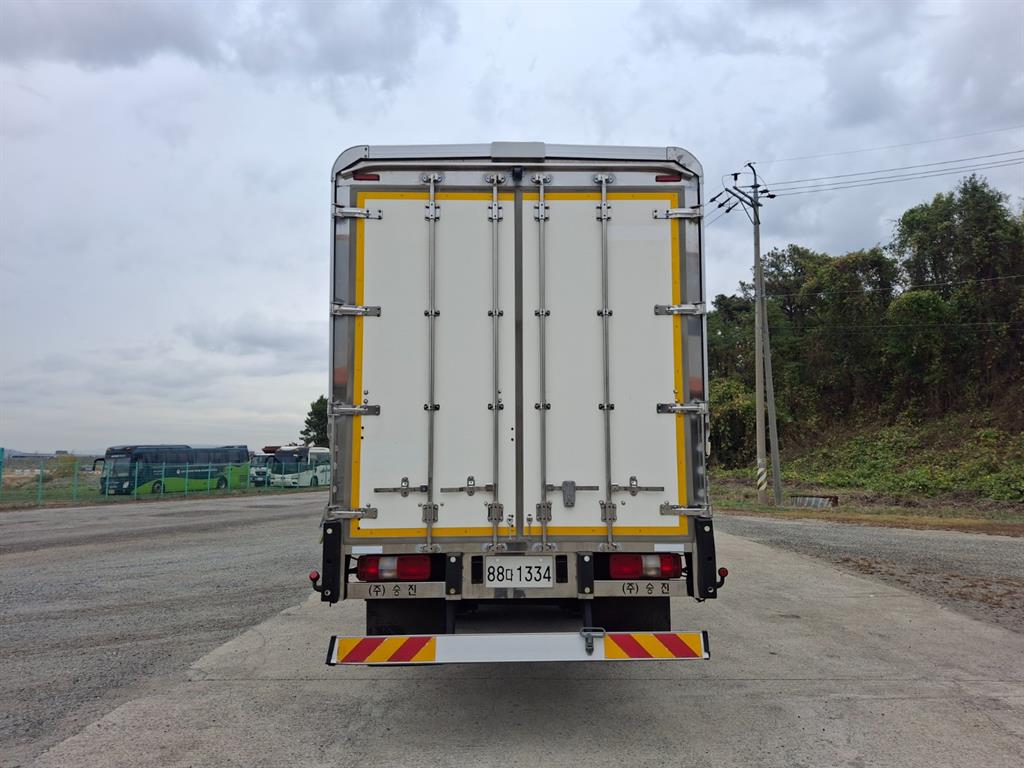 14톤 윙바디 2022년식 사진 8