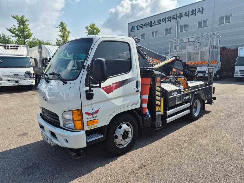 2.5톤 고소작업차 2023년식 사진 1