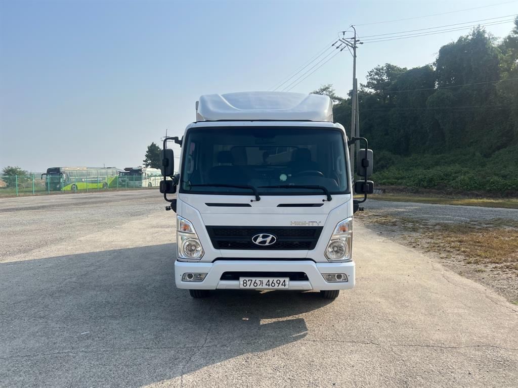 2.5톤 내장탑 2019년식 사진 2