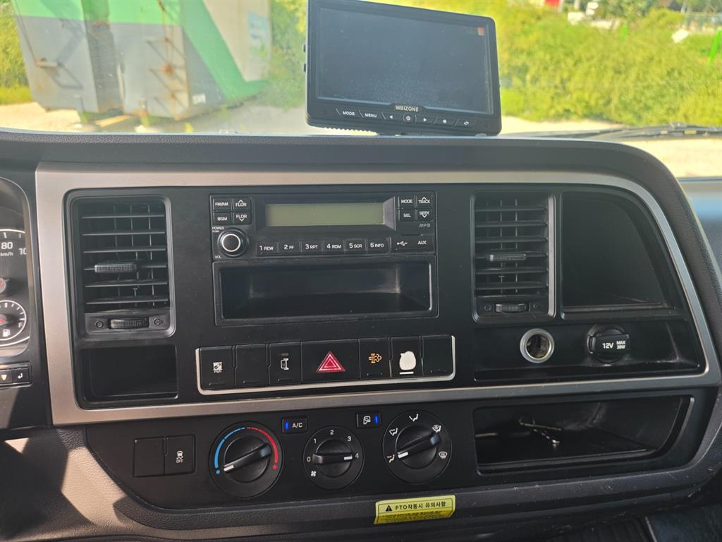 3.5톤 압착진개차 2018년식 사진 11