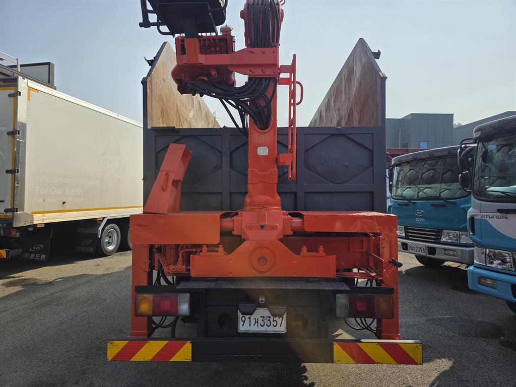 5톤 집게차 2019년식 사진 5