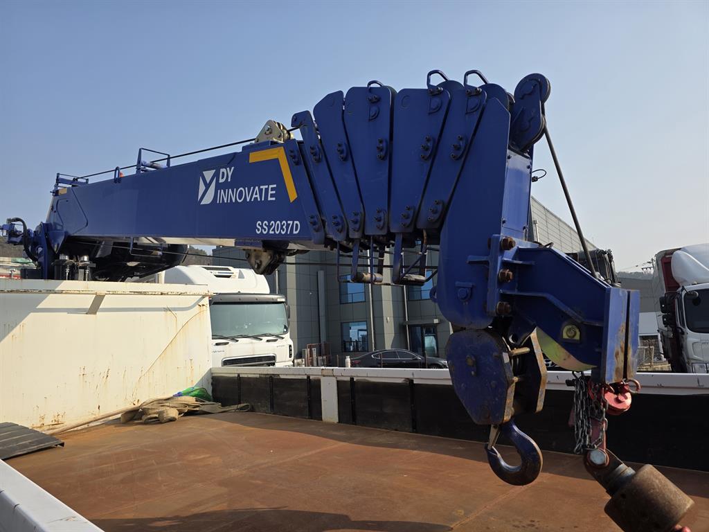 5톤 카고크레인 2022년식 사진 9